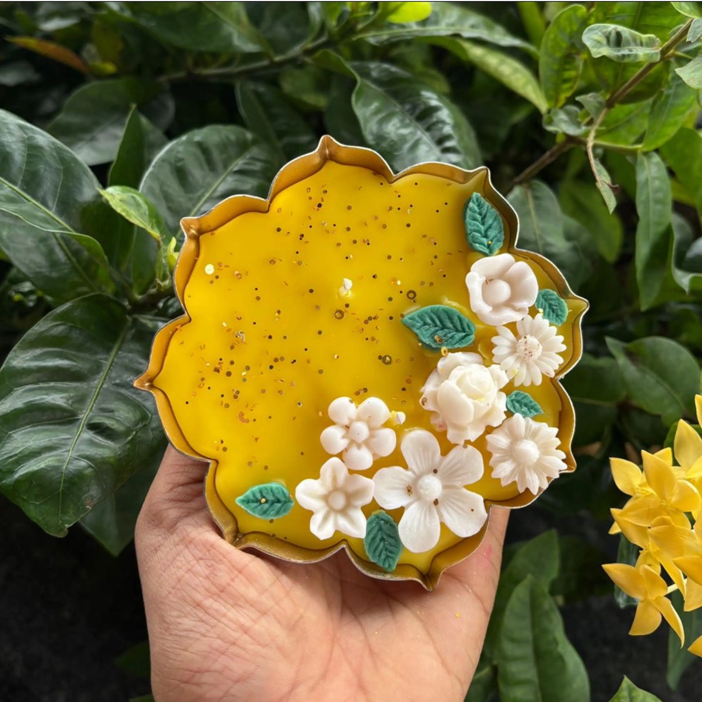 Sunflower Bliss Candle – Handcrafted Decorative Candle