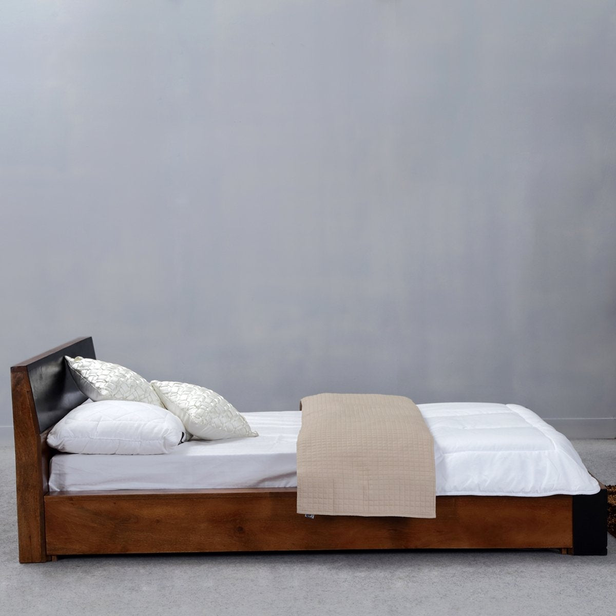 Solid Wood Albany Bed for Bedroom