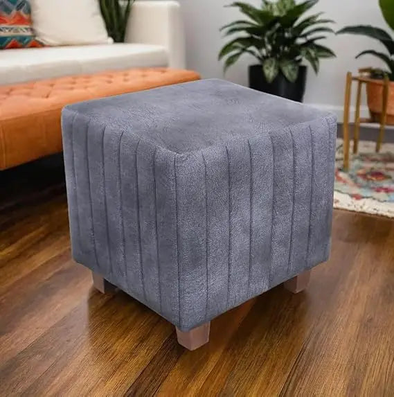 POUFFE-AND-OTTOMANS Aprodz