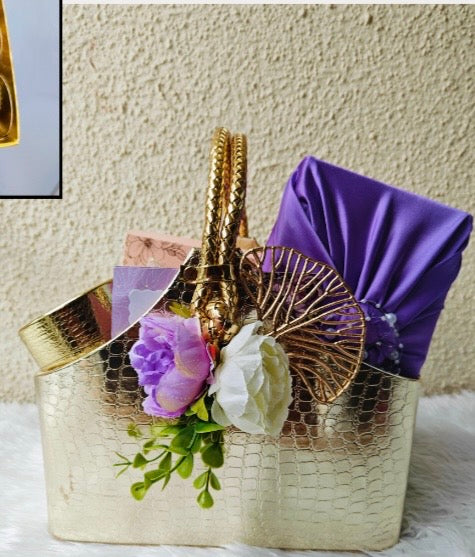 Grand Luxe Golden Gift Basket