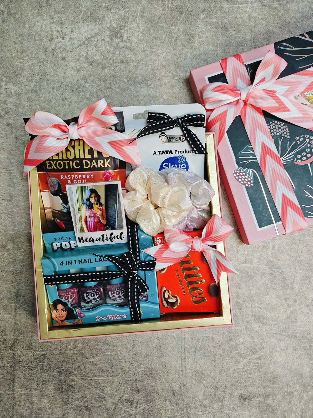 Sister Love – Premium Gift Box