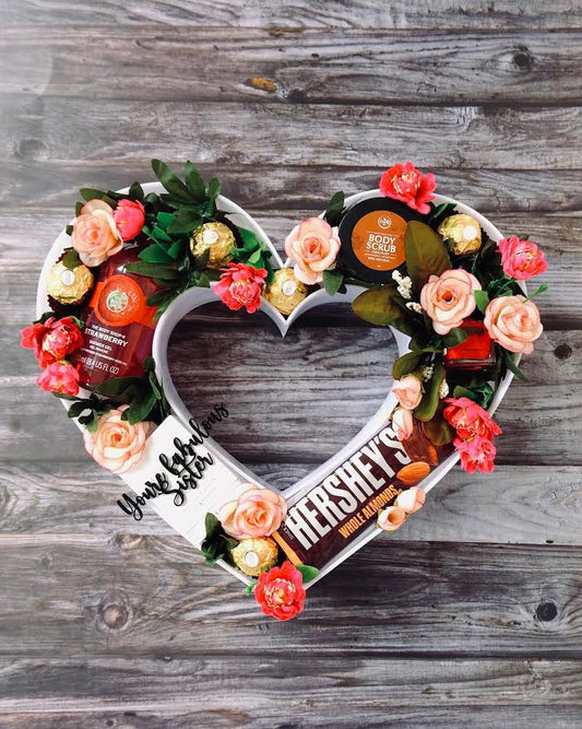 Heartfelt Indulgence – Luxury Heart-Shaped Hamper