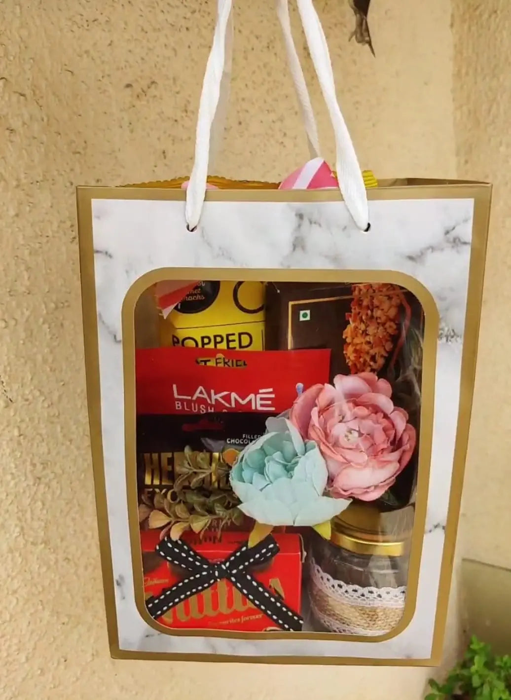 Themed hamper 